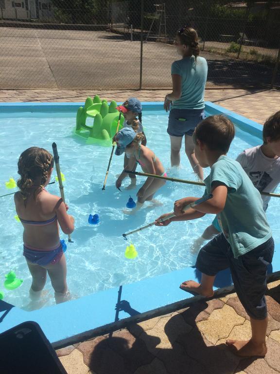 Готель Camping La Vidaresse Sainte-Anastasie-sur-Issole Екстер'єр фото